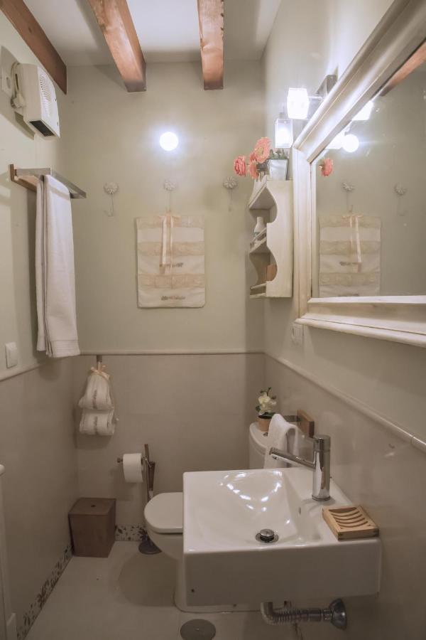 Appartamento La Casa del Tránsito Toledo Esterno foto